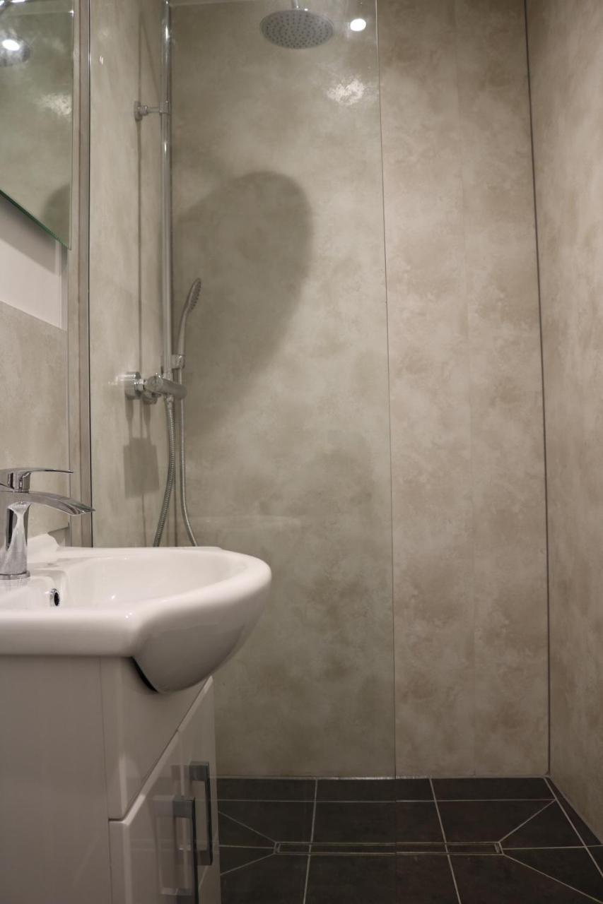 Bed and Breakfast Sweetheart House Harrogate Esterno foto